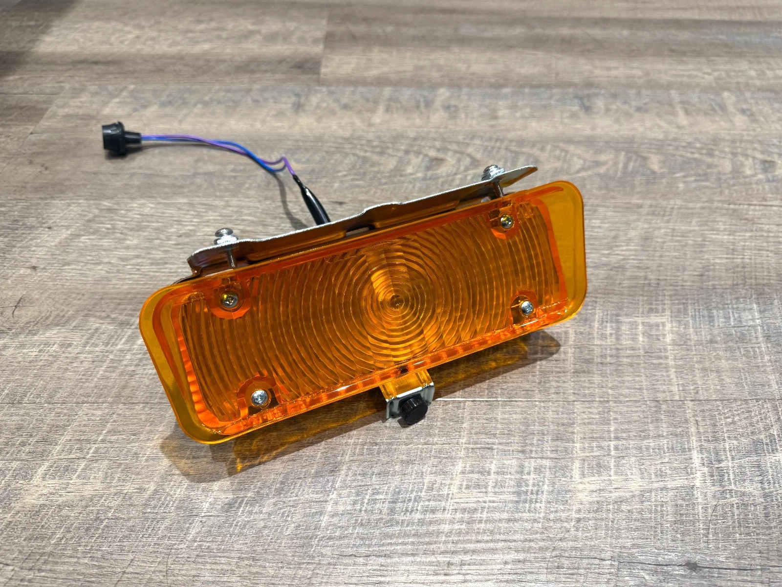 1971 1972 Chevy Pickup Truck C10 Park Lamp Assembly Amber Lens Housing LH